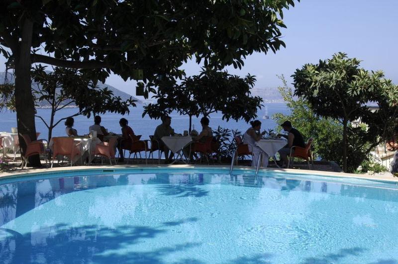 Maki Hotel Kaş Buitenkant foto